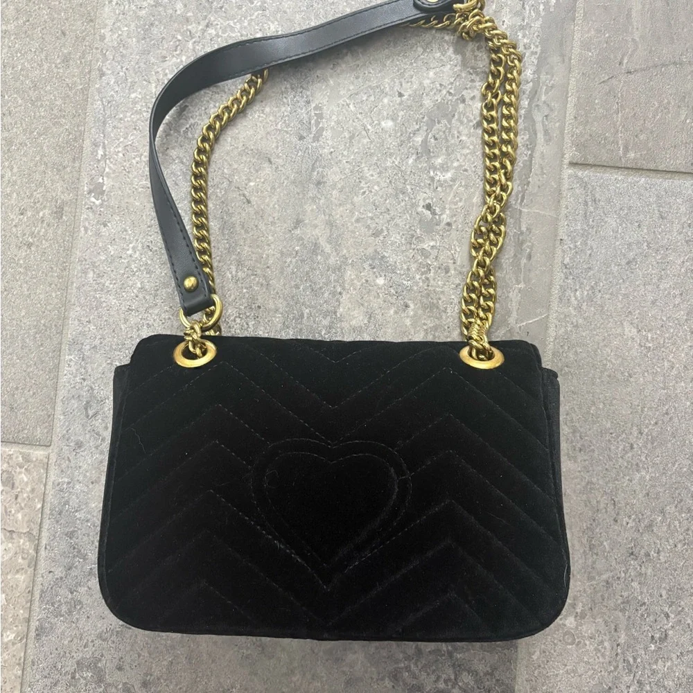Black Velvet GG Shoulder Bag with Gold Hardware - Picture 4 of 12